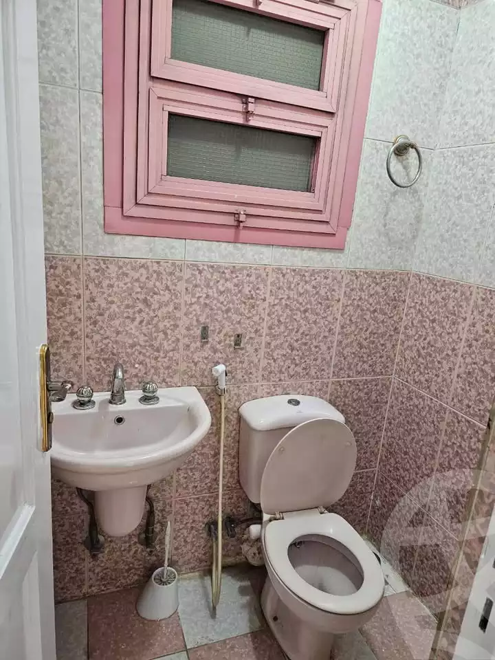 https://aqarmap.com.eg/ar/listing/5877389-for-rent-cairo-mokattam-lhdb-l-ly