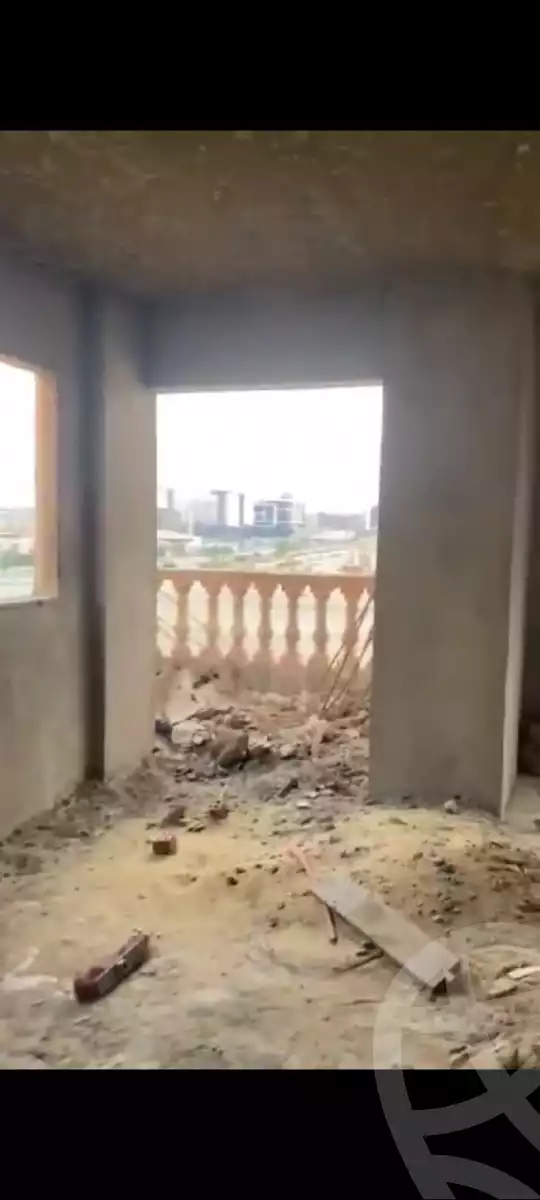 https://aqarmap.com.eg/en/listing/5877827-for-sale-cairo-new-cairo-compounds-el-mostashareen-compound