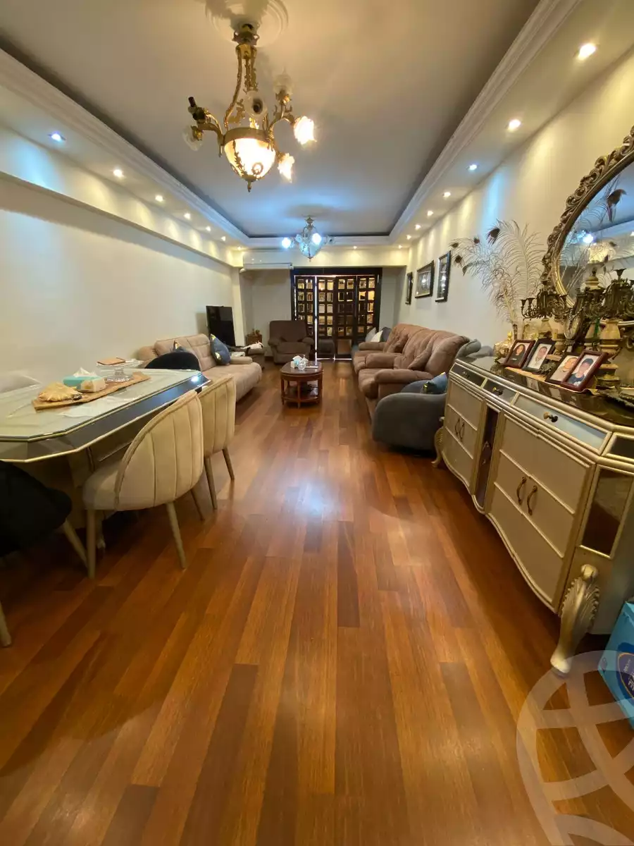 https://aqarmap.com.eg/en/listing/5878408-for-sale-cairo-el-sheikh-zayed-city-compounds-hadayek-el-mohandiseen