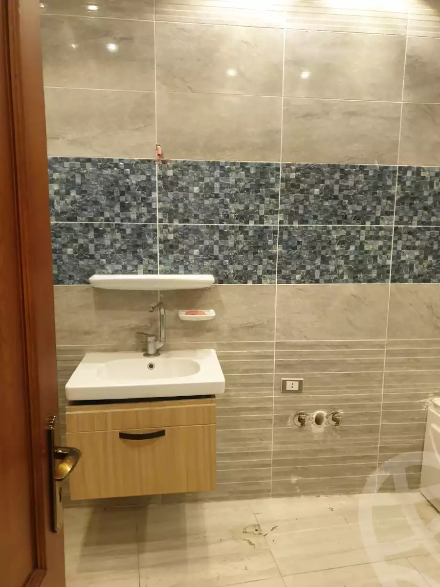 https://aqarmap.com.eg/ar/listing/5878586-for-rent-dakahlia-mansoura-el-mansoura-city-ahmed-maher-st