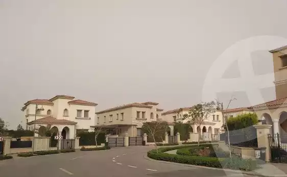 https://aqarmap.com.eg/ar/listing/5878811-for-sale-cairo-mokattam-compounds-uptown-cairo