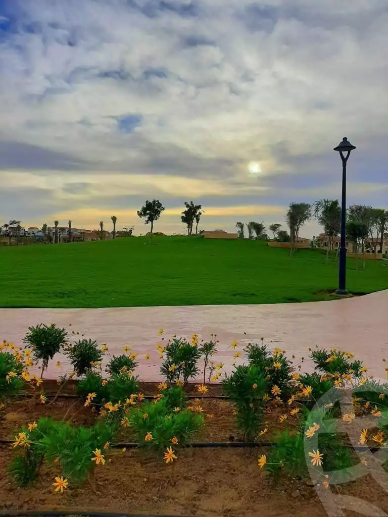 https://aqarmap.com.eg/en/listing/5879679-for-sale-cairo-new-cairo-compounds-hyde-park-greens-hyde-park-compound