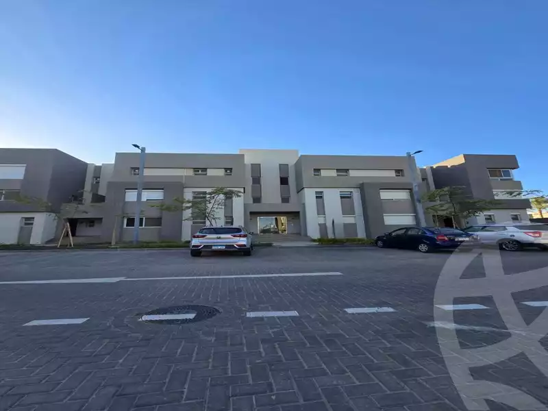 https://aqarmap.com.eg/en/listing/5880074-for-sale-cairo-el-sheikh-zayed-city-compounds-etapa