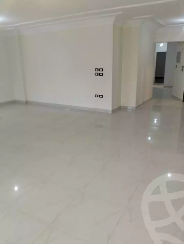 https://aqarmap.com.eg/ar/listing/5882392-for-rent-cairo-mokattam-lhdb-l-ly