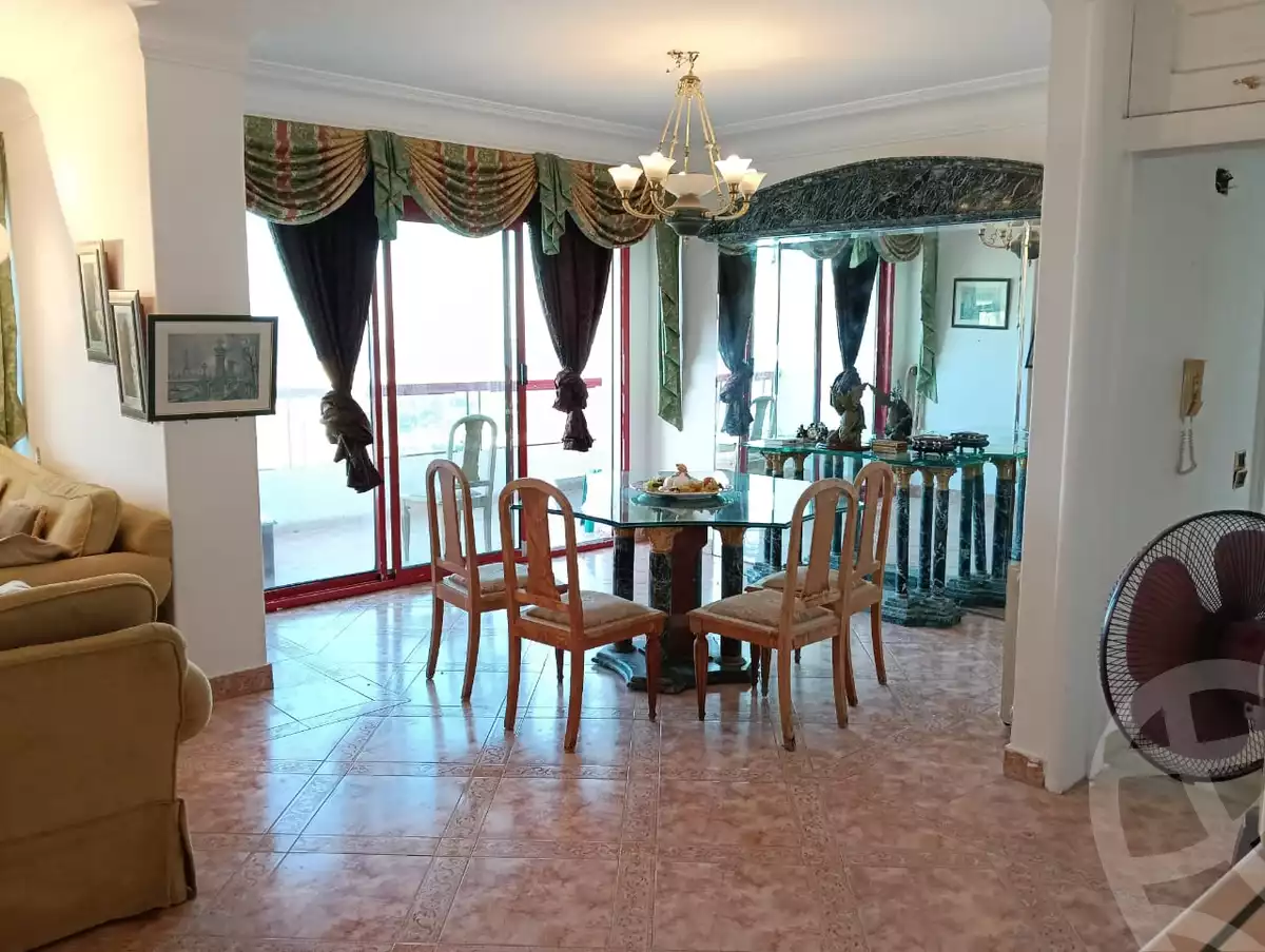 https://aqarmap.com.eg/ar/listing/5883822-for-rent-alexandria-el-montazah