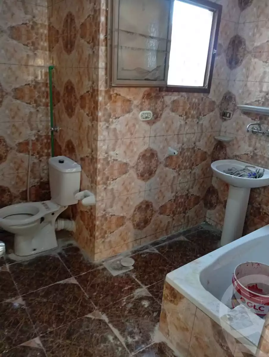 https://aqarmap.com.eg/ar/listing/5883883-for-sale-alexandria-alexandria-marsa-matrouh-rd