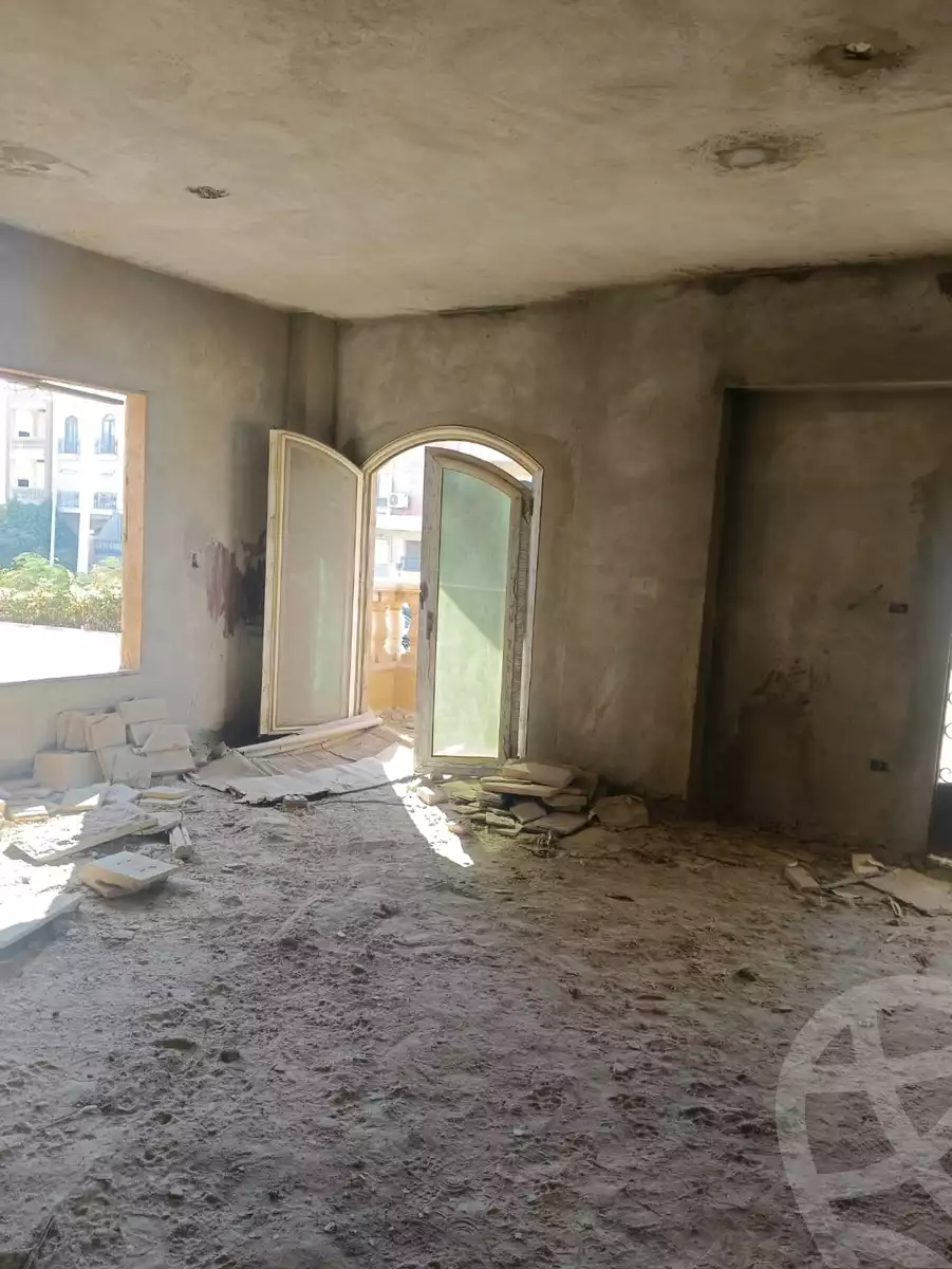 https://aqarmap.com.eg/en/listing/5885180-for-sale-cairo-el-sheikh-zayed-city-el-hay-elasher-street-100