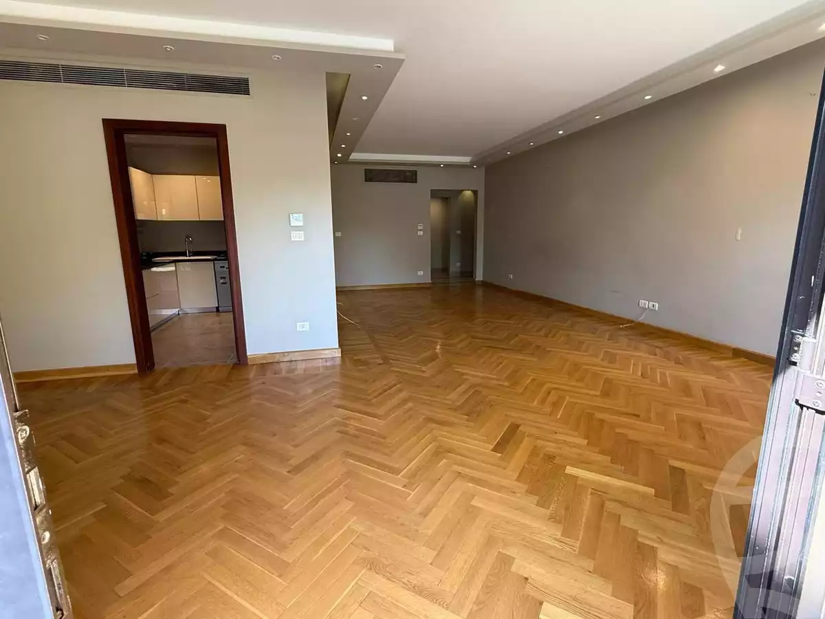 https://aqarmap.com.eg/ar/listing/5886744-for-rent-cairo-el-sheikh-zayed-city-compounds-kmbwnd-wyst-twn-swdyk