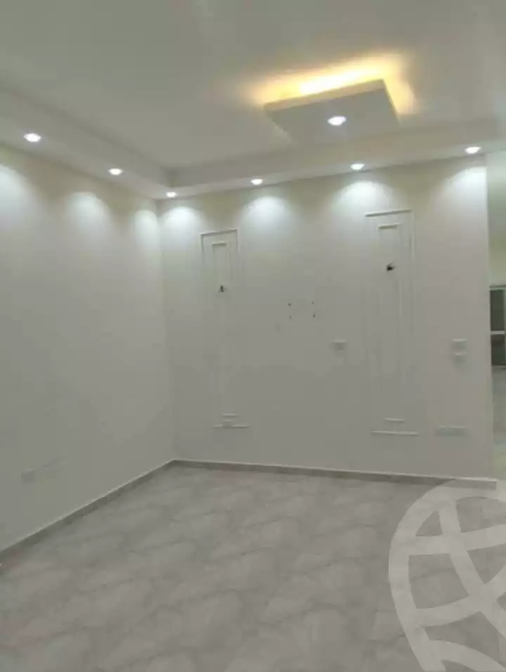 https://aqarmap.com.eg/ar/listing/5889607-for-sale-cairo-mokattam-lhdb-l-ly-el-naforah-square