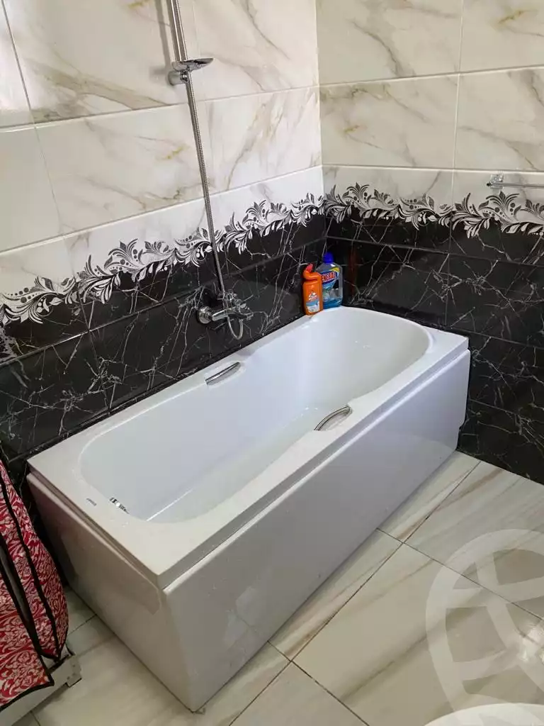 https://aqarmap.com.eg/ar/listing/5890131-for-rent-cairo-el-sayyeda-zeinab-el-sayeda-zainab-square