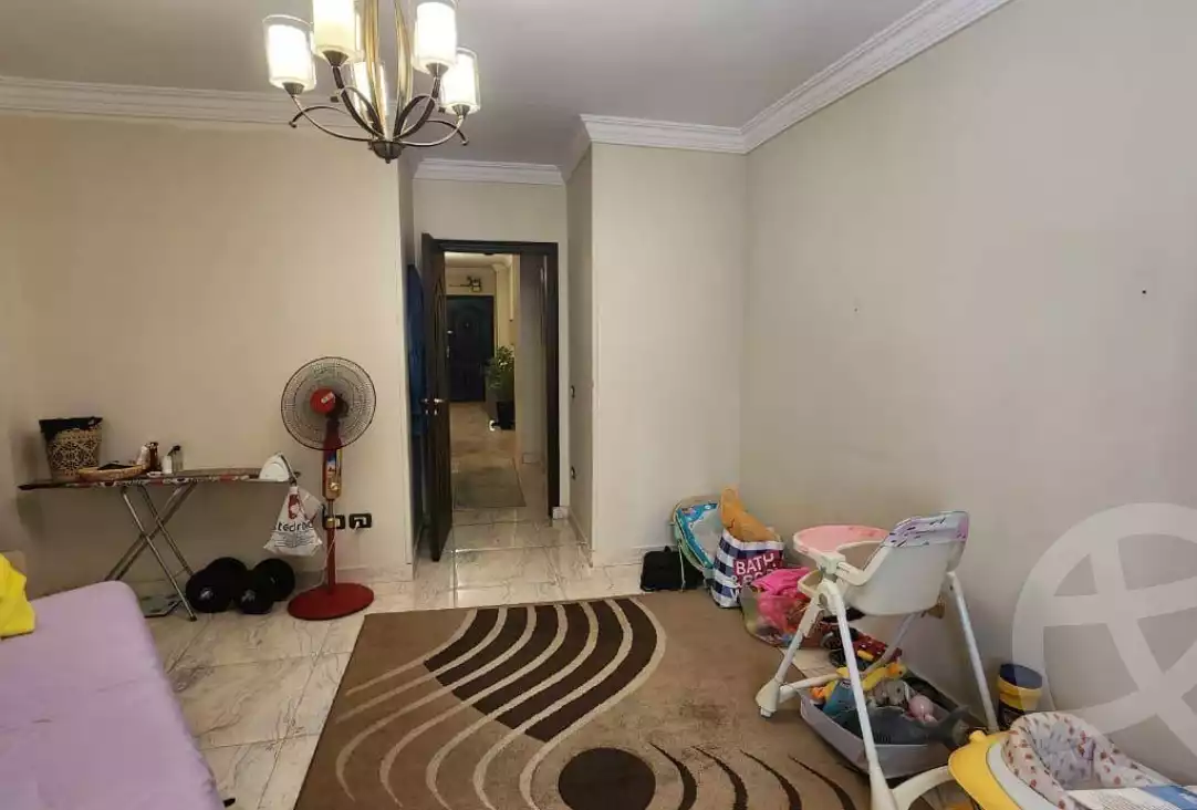 https://aqarmap.com.eg/en/listing/5890771-for-sale-cairo-mokattam-el-hadabah-el-wosta-el-mantaqa-el-khamsa-street-19