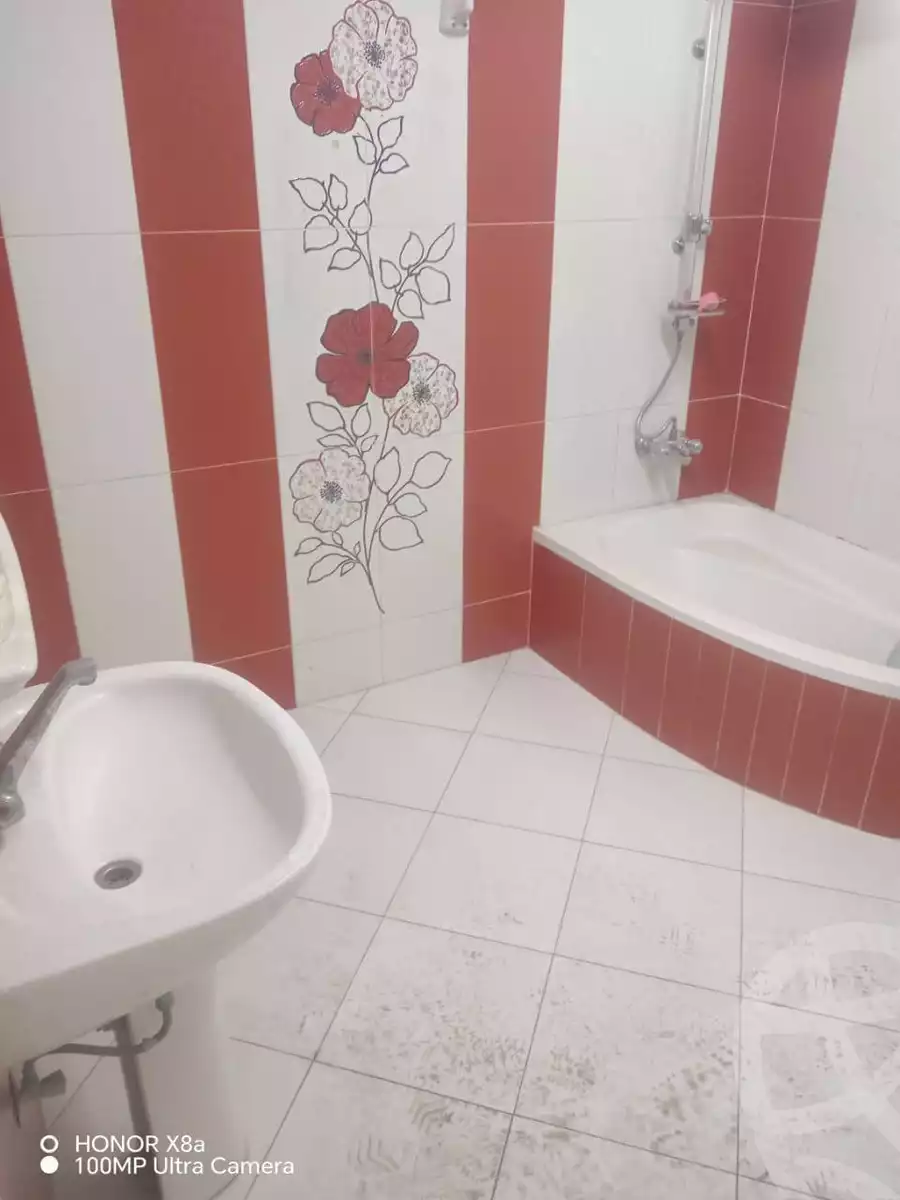https://aqarmap.com.eg/ar/listing/5891813-for-rent-cairo-helwan-mnshy-yn-hlwn-el-tawheed-st