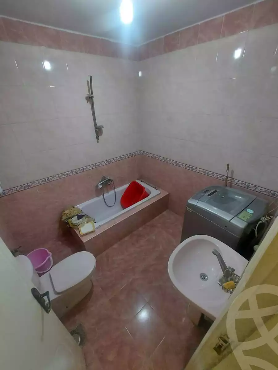 https://aqarmap.com.eg/en/listing/5891875-for-sale-cairo-helwan-helwan-el-sharkeya-ismael-kamel-st