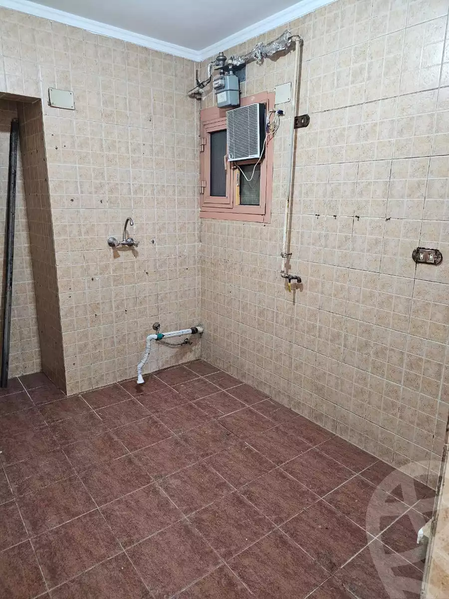https://aqarmap.com.eg/ar/listing/5892112-for-rent-cairo-mokattam-lhdb-l-ly-shareaa-9