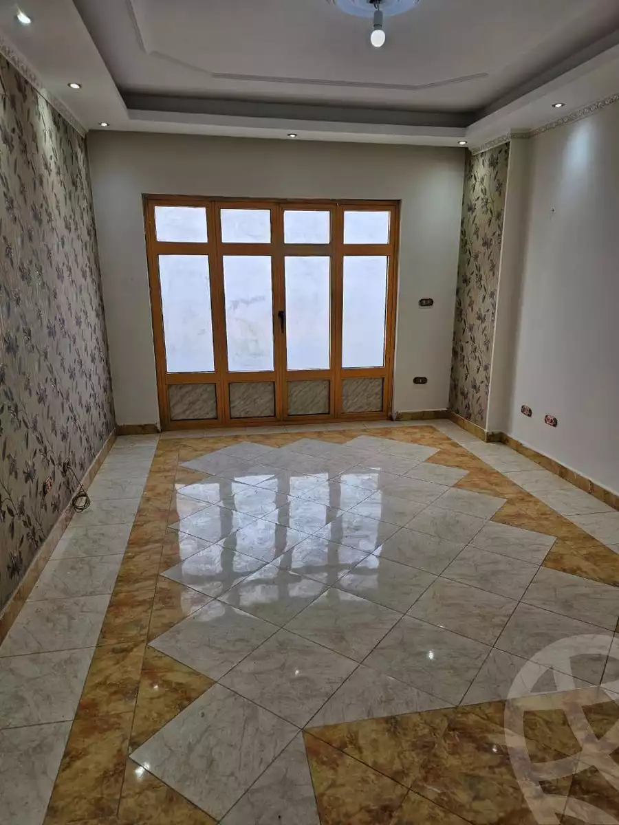 https://aqarmap.com.eg/ar/listing/5892112-for-rent-cairo-mokattam-lhdb-l-ly-shareaa-9