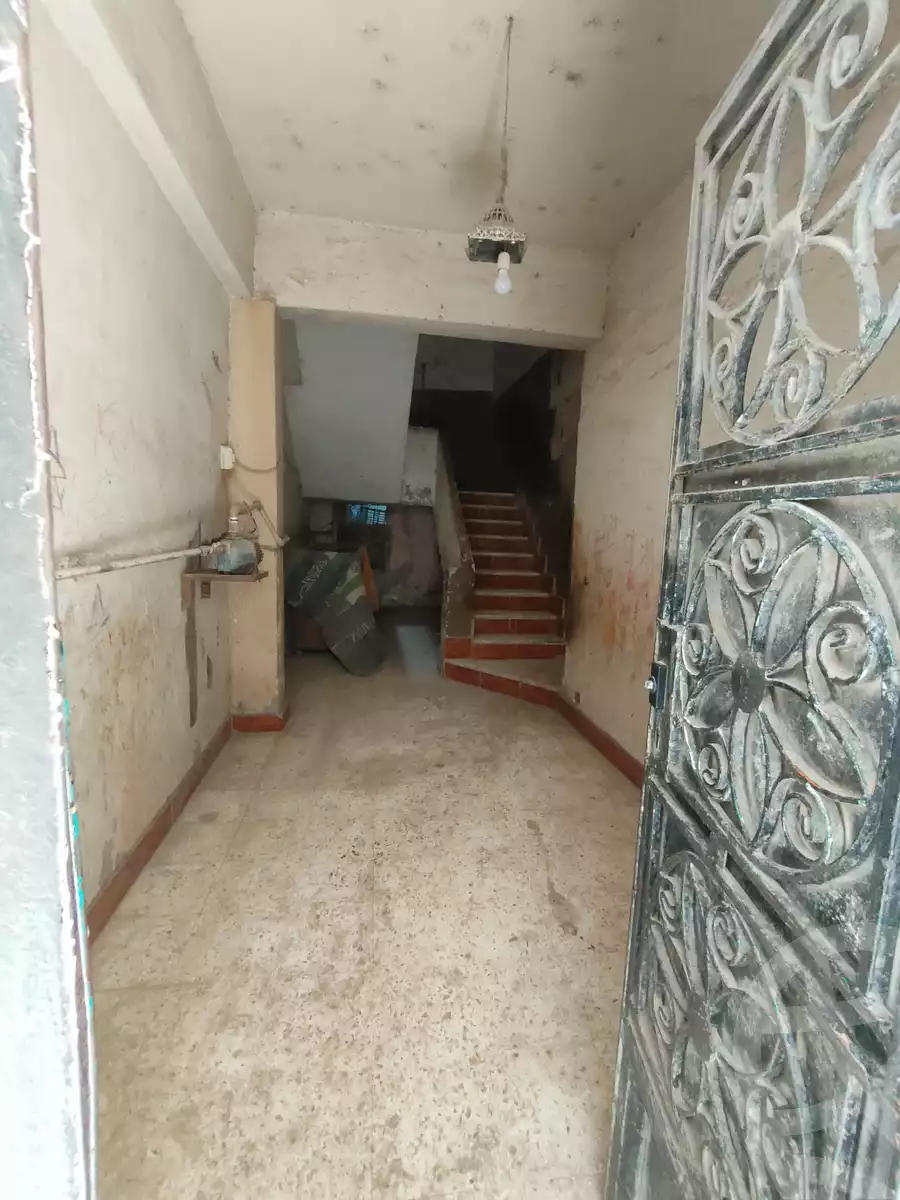 https://aqarmap.com.eg/ar/listing/5892232-for-sale-cairo-helwan-el-masaken-el-iqtsadeyah-ahmed-badawy-st