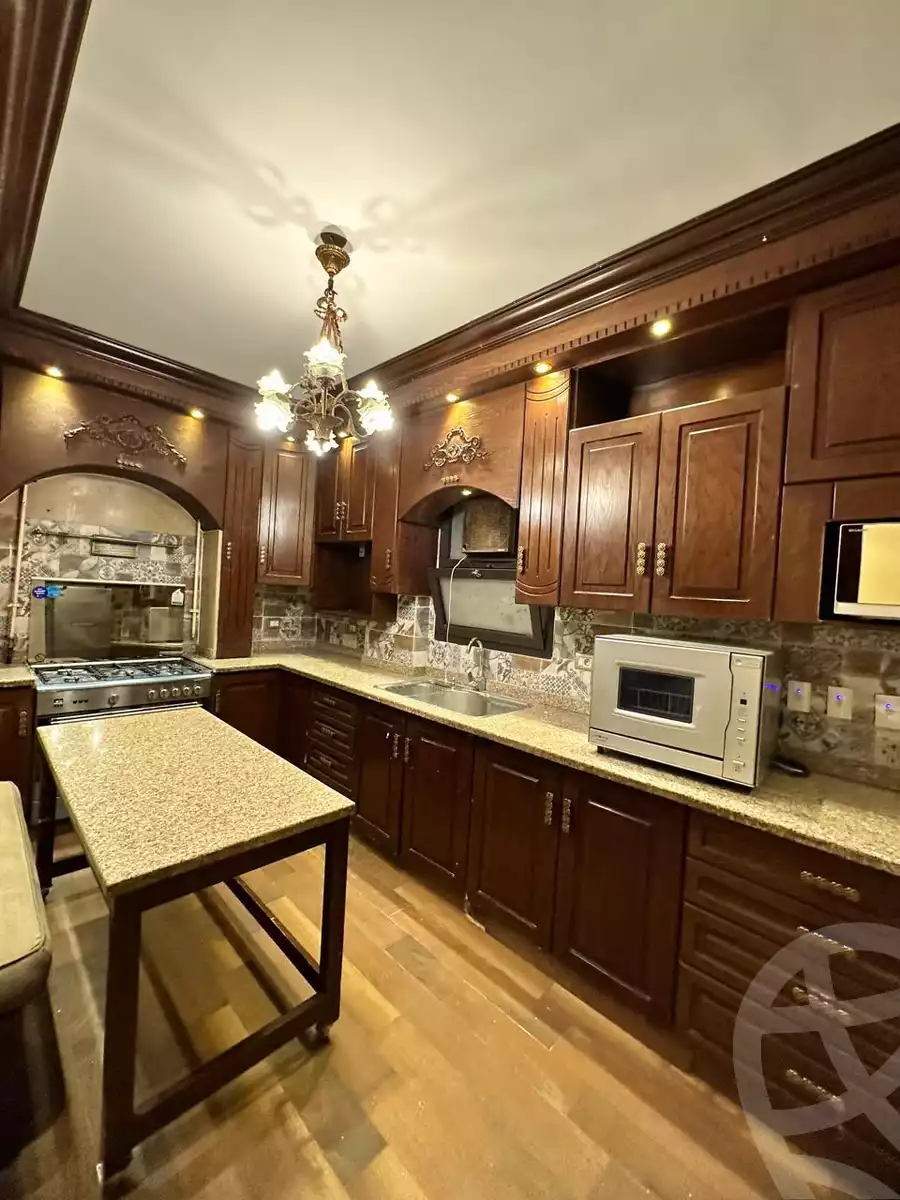 https://aqarmap.com.eg/en/listing/5892839-for-rent-cairo-el-sheikh-zayed-city-compounds-kmbwnd-wyst-twn-swdyk