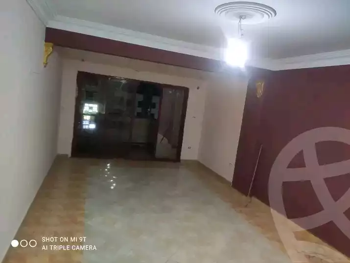 https://aqarmap.com.eg/ar/listing/5893202-for-rent-cairo-mokattam-lhdb-l-ly-shareaa-9