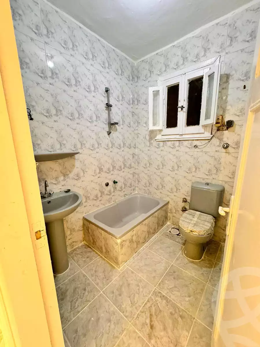 https://aqarmap.com.eg/en/listing/5893210-for-sale-alexandria-l-jmy-shataa-el-nakheel-street-10