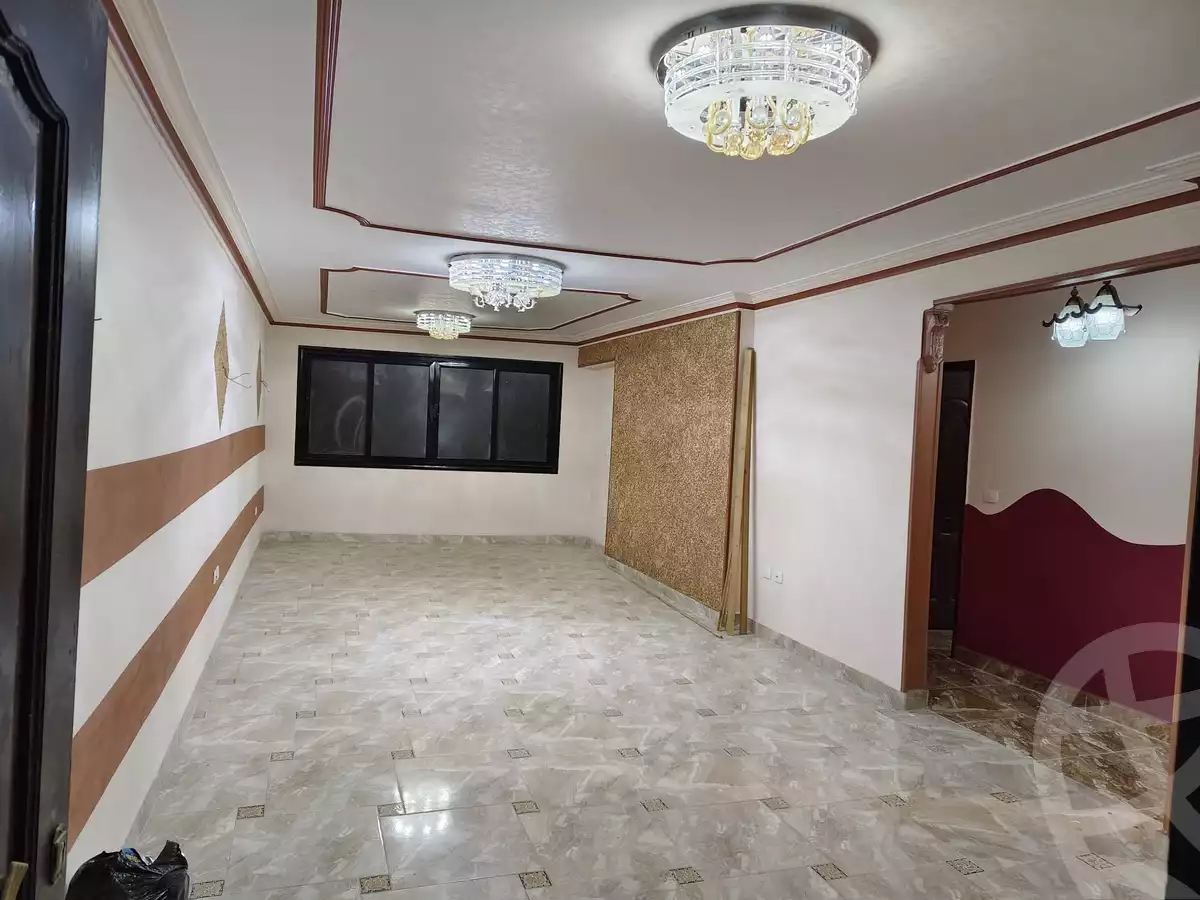 https://aqarmap.com.eg/en/listing/5894756-for-sale-cairo-faisal-kafr-tohormos-queen-nazli-st