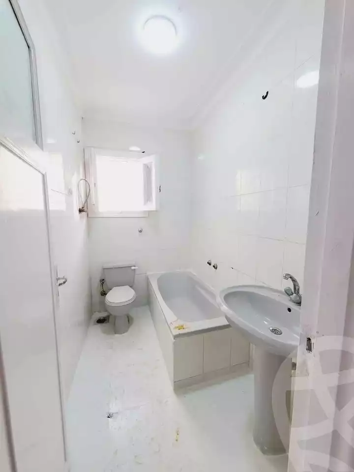 https://aqarmap.com.eg/en/listing/5894785-for-sale-alexandria-l-jmy-shataa-el-nakheel
