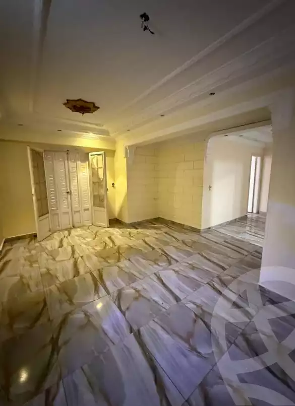 https://aqarmap.com.eg/ar/listing/5894858-for-sale-alexandria-l-jmy-lbytsh-el-zohour-st