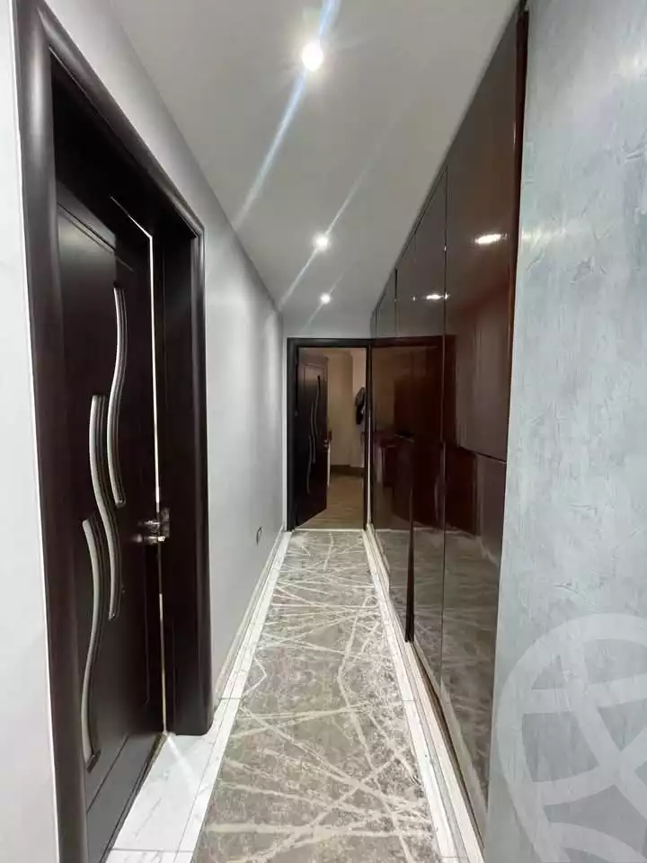 https://aqarmap.com.eg/en/listing/5895941-for-sale-cairo-shoubra-rod-el-farag