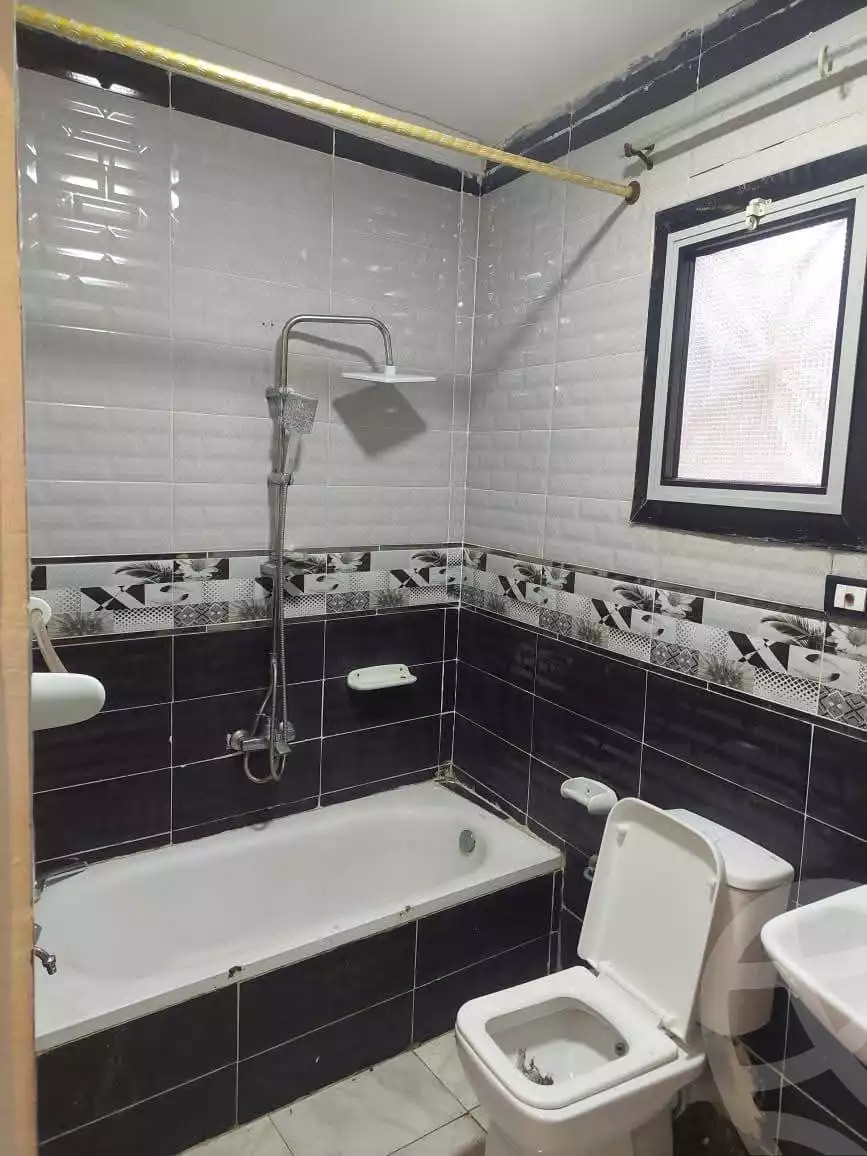 https://aqarmap.com.eg/en/listing/5896037-for-sale-alexandria-l-jmy-lbytsh-mecca-st