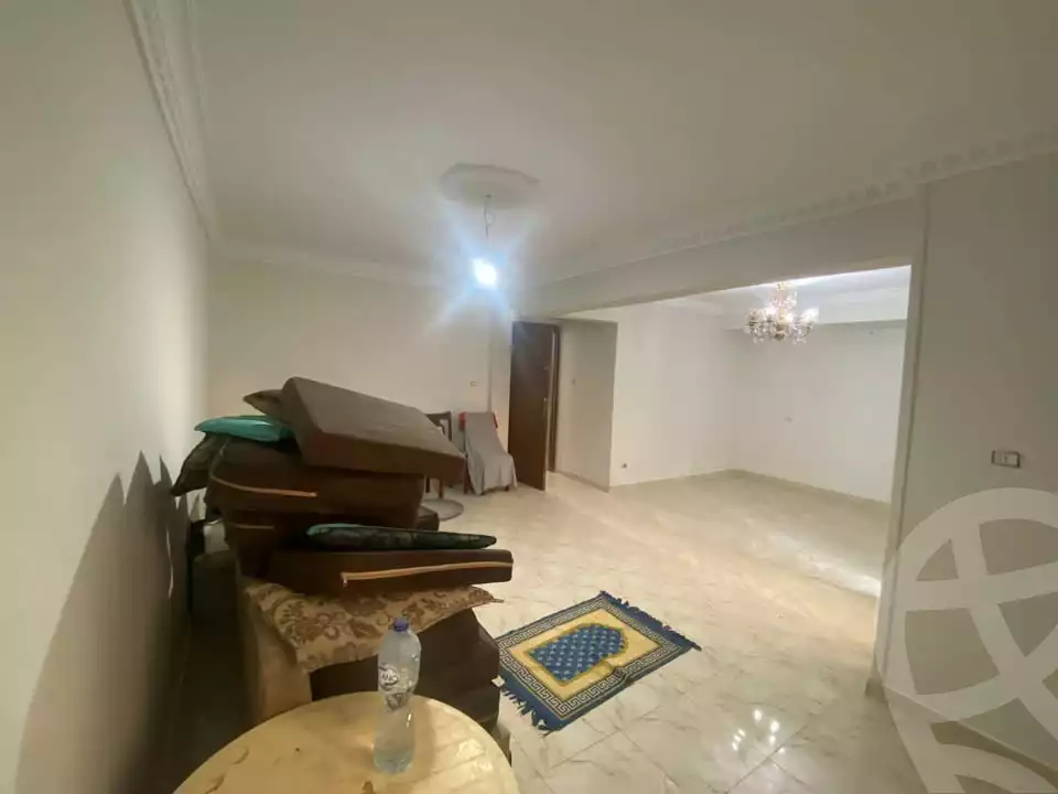 https://aqarmap.com.eg/en/listing/5896190-for-sale-alexandria-ganaklis