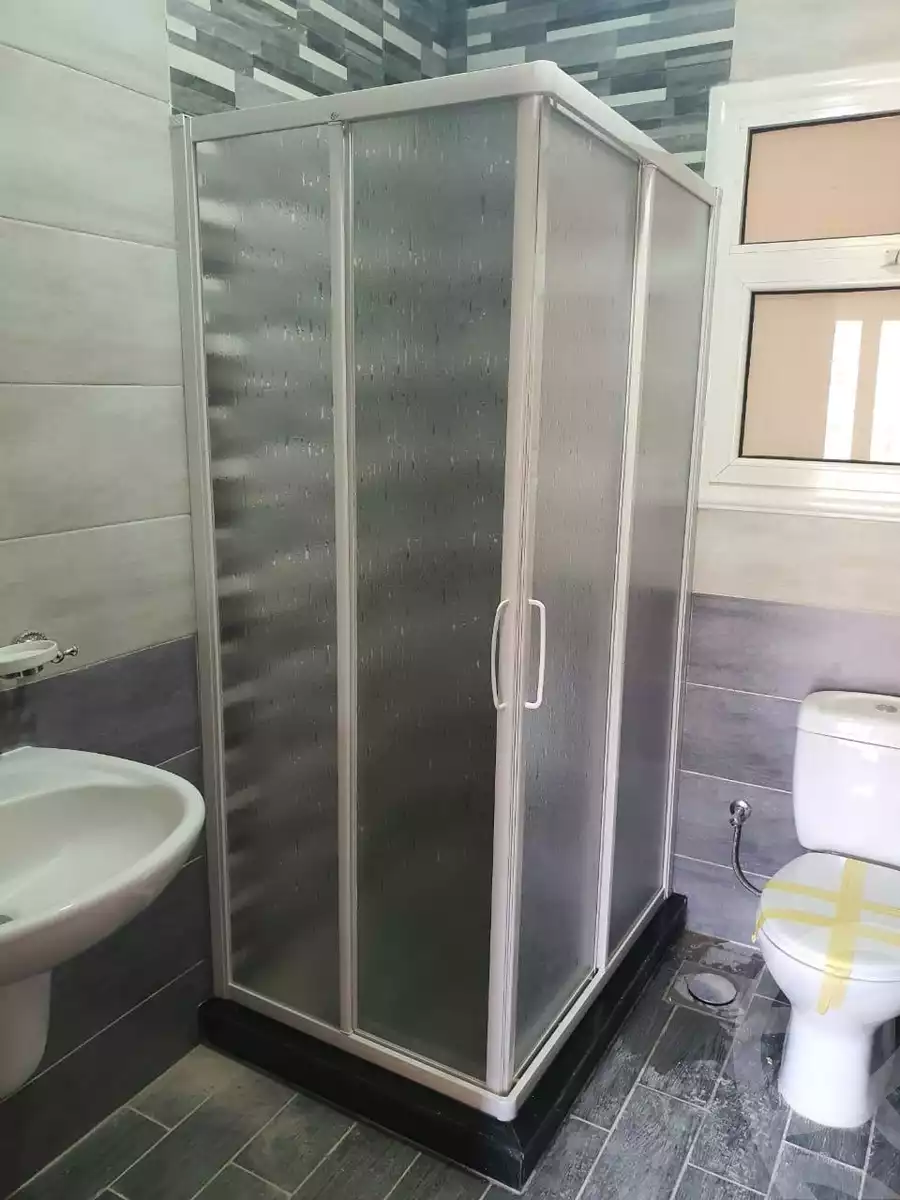https://aqarmap.com.eg/en/listing/5896893-for-rent-cairo-new-cairo-compounds-mountain-view-hyde-park
