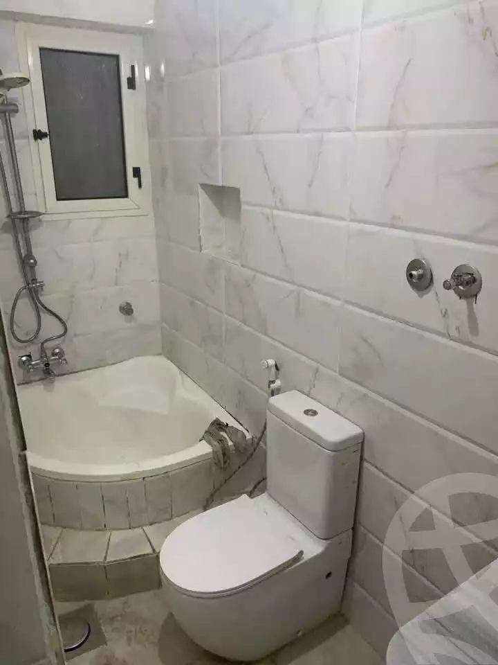 https://aqarmap.com.eg/en/listing/5897195-for-sale-alexandria-rs-ltyn