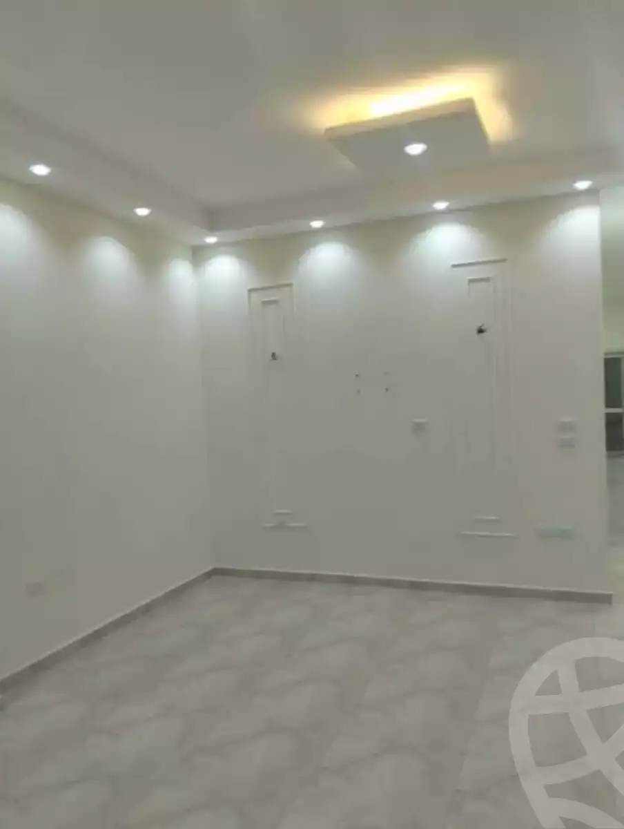 https://aqarmap.com.eg/en/listing/5897928-for-sale-cairo-mokattam-lhdb-l-ly-el-naforah-square