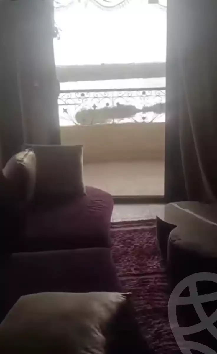 https://aqarmap.com.eg/en/listing/5898716-for-sale-cairo-helwan-hadayek-helwan-nile-corniche-st
