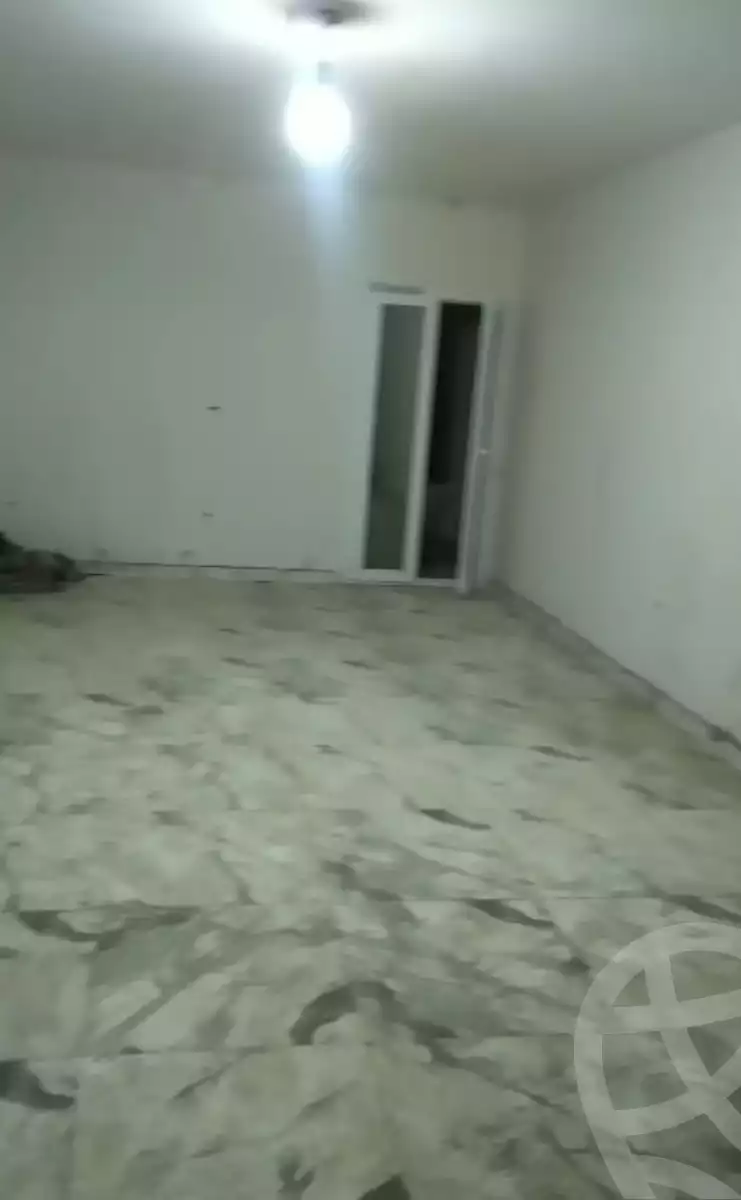 https://aqarmap.com.eg/ar/listing/5898747-for-sale-cairo-helwan-hadayek-helwan-nile-corniche-st