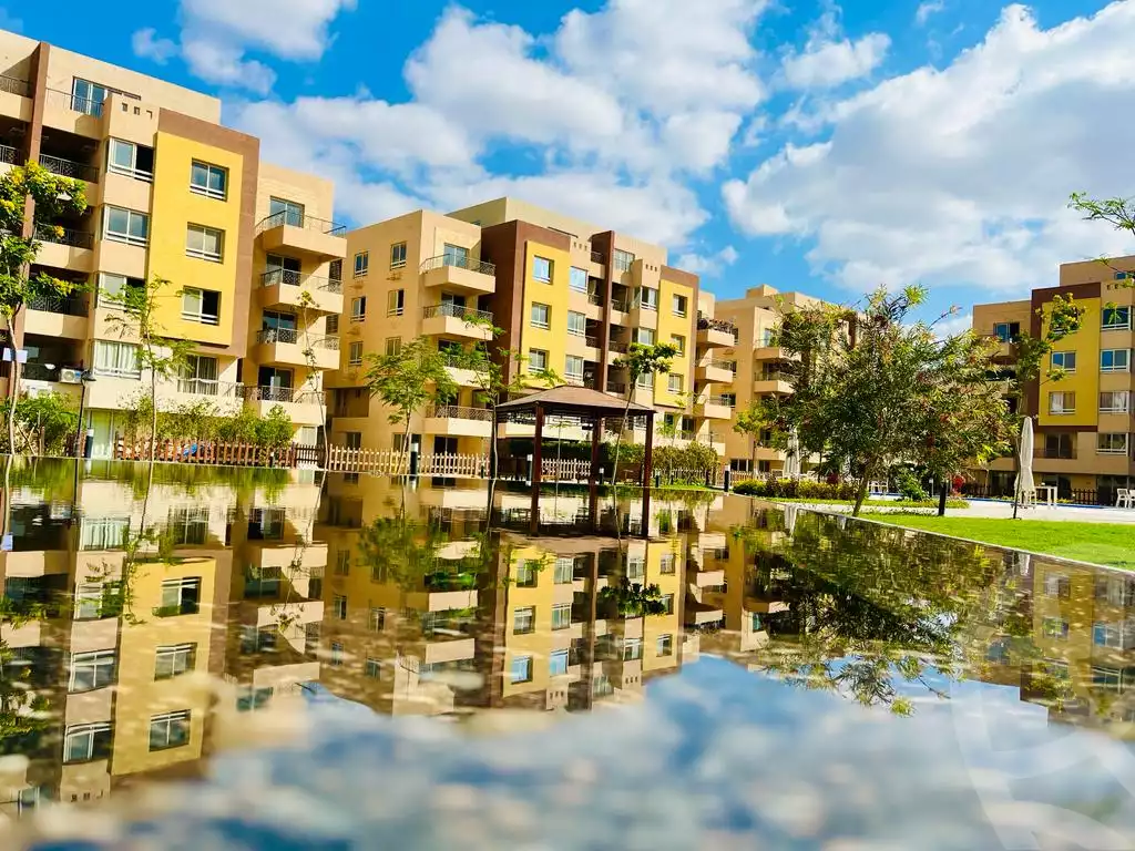 https://aqarmap.com.eg/en/listing/5900666-for-sale-cairo-6th-of-october-compounds-promenade-residence