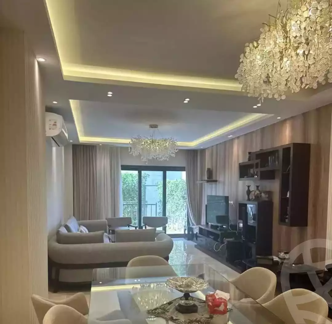 https://aqarmap.com.eg/en/listing/5902348-for-sale-cairo-new-cairo-compounds-fifth-square