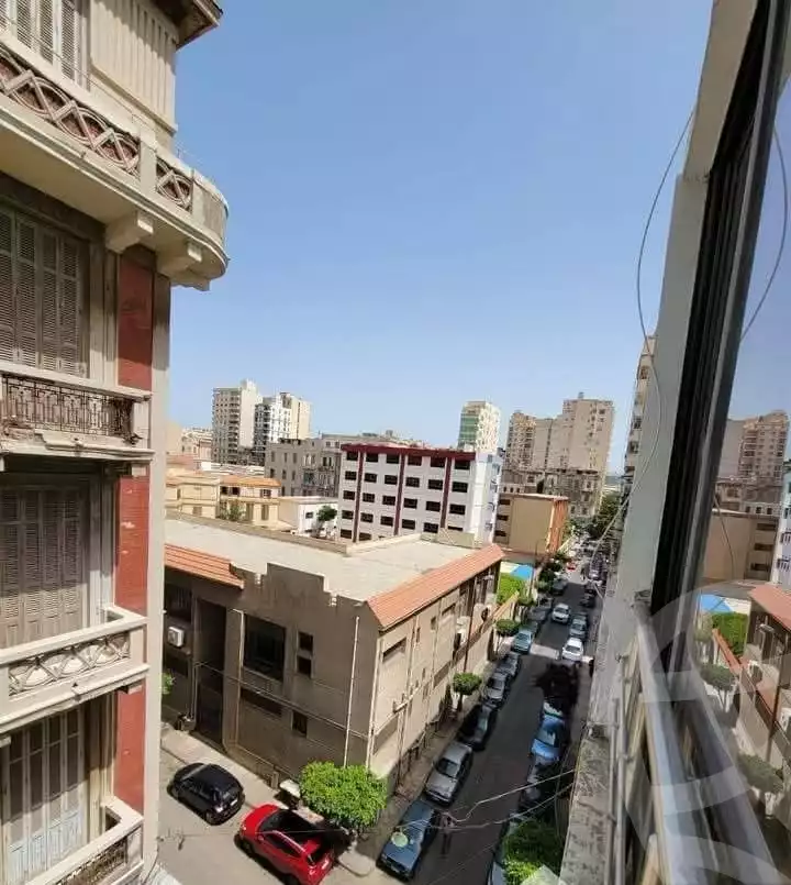https://aqarmap.com.eg/ar/listing/5902367-for-sale-alexandria-mht-lrml-el-sultan-hussein