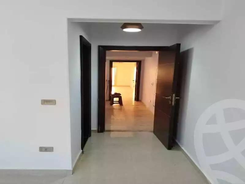 https://aqarmap.com.eg/en/listing/5902949-for-rent-cairo-6th-of-october-compounds-pyramids-walk