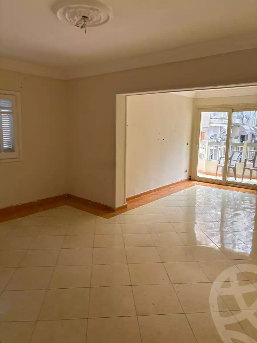 https://aqarmap.com.eg/ar/listing/5891373-for-rent-alexandria-miami-ibn-moeslh-al-arman-st