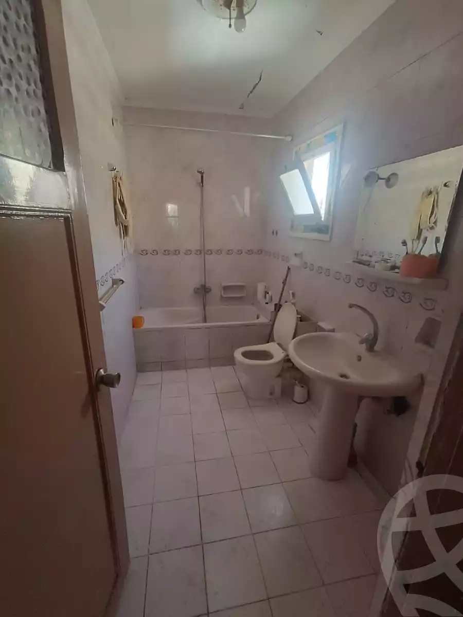 https://aqarmap.com.eg/en/listing/5903728-for-sale-alexandria-bolekly-wnjdt