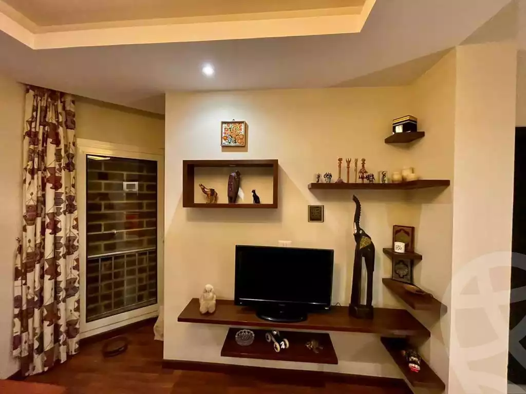 https://aqarmap.com.eg/en/listing/5903838-for-rent-cairo-el-sheikh-zayed-city-compounds-dh-drys