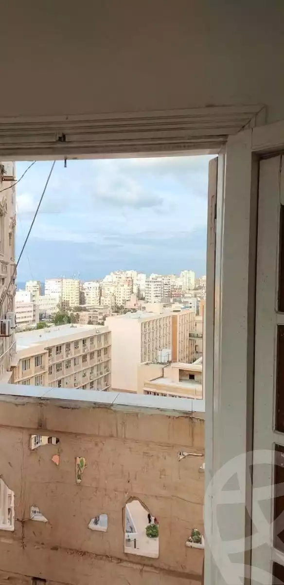 https://aqarmap.com.eg/en/listing/5903922-for-sale-alexandria-el-chatby-sutar-st