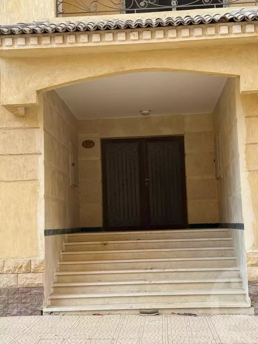 https://aqarmap.com.eg/en/listing/5906307-for-sale-cairo-new-cairo-compounds-silver-palm