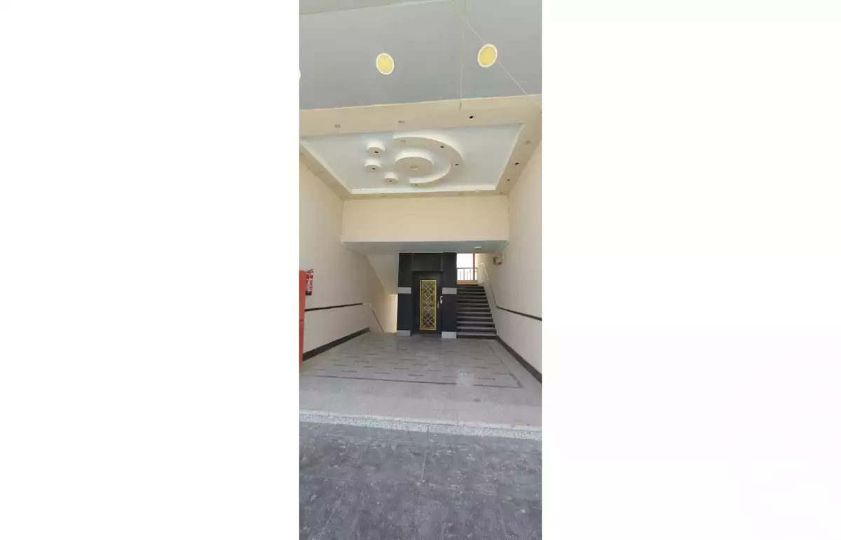 https://aqarmap.com.eg/ar/listing/5906974-for-rent-cairo-el-sheikh-zayed-city-alex-cairo-desert-road-smart-village-nwrth-syd-sfrykw-llstthmr-l-qry