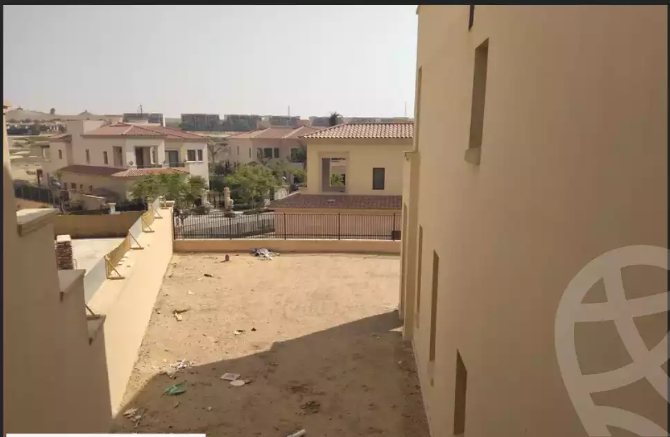 https://aqarmap.com.eg/en/listing/5907206-for-sale-cairo-mokattam-compounds-uptown-cairo