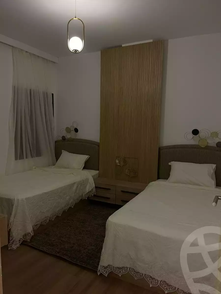 https://aqarmap.com.eg/en/listing/5910229-for-rent-cairo-new-cairo-compounds-fifth-square