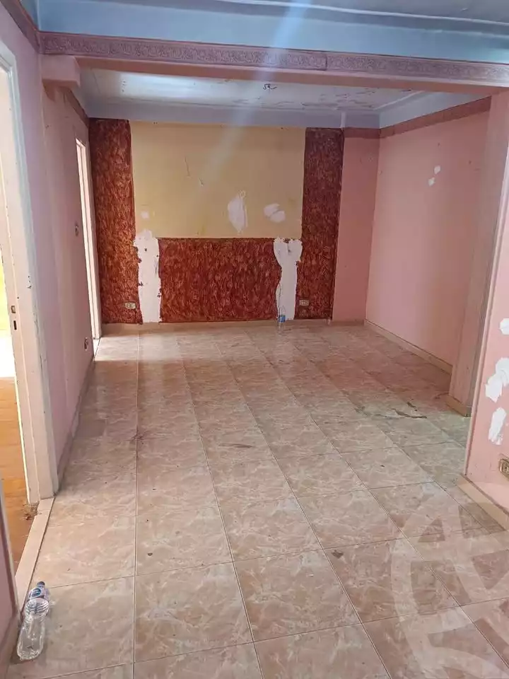 https://aqarmap.com.eg/ar/listing/5913046-for-sale-alexandria-zezenia-ibrahim-el-attar-st