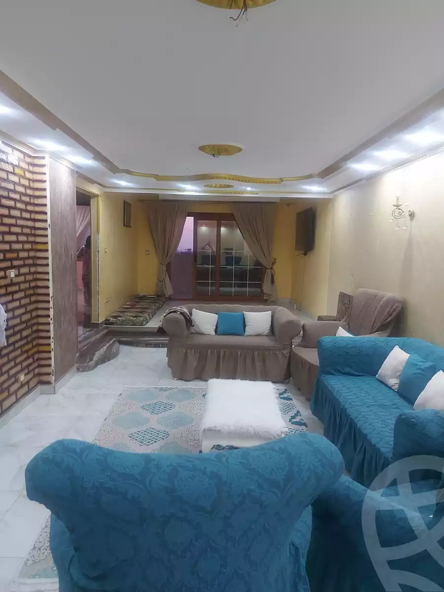 https://aqarmap.com.eg/ar/listing/5916222-for-sale-cairo-helwan-helwan-el-sharkeya-gaafar-st
