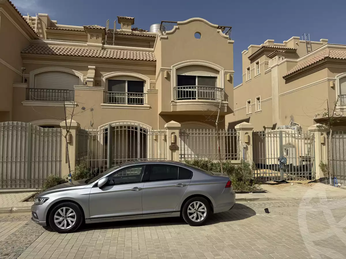 https://aqarmap.com.eg/en/listing/5918915-for-sale-cairo-new-cairo-compounds-el-patio-oro