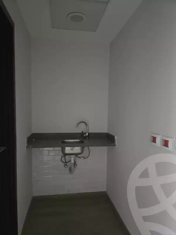 https://aqarmap.com.eg/ar/listing/5854976-for-rent-cairo-el-sheikh-zayed-city-compounds-tryfywm-zyd-nm-llttwyr